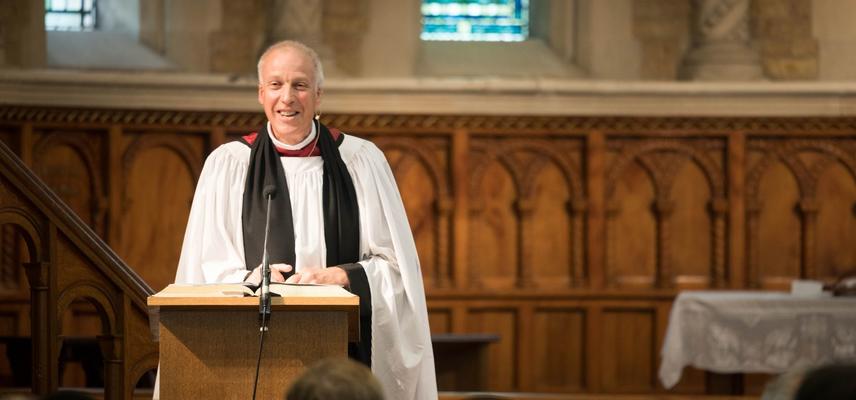 Photo of Michael Lloyd preaching