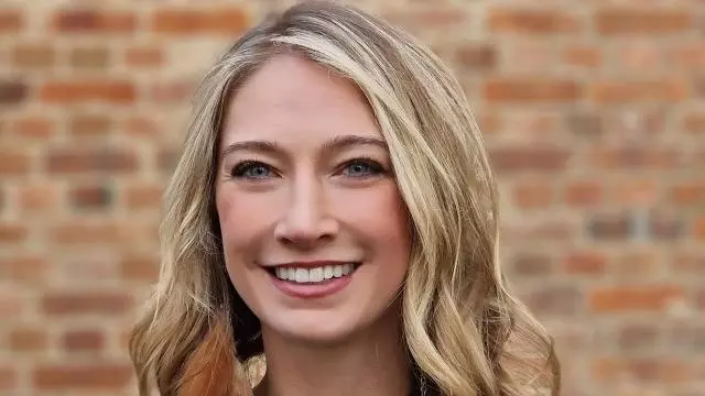 Dr Ariel Dempsey
