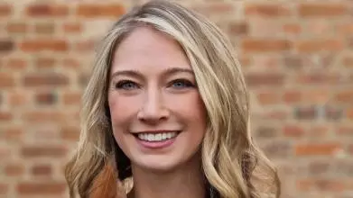 Dr Ariel Dempsey