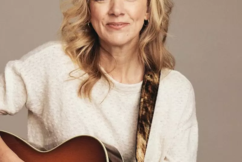 sandra mccracken 800px